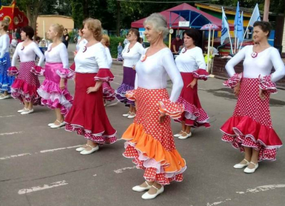 В День семьи любви и верности в Иваново прошел семейный праздник «Фестиваль дворовых игр»